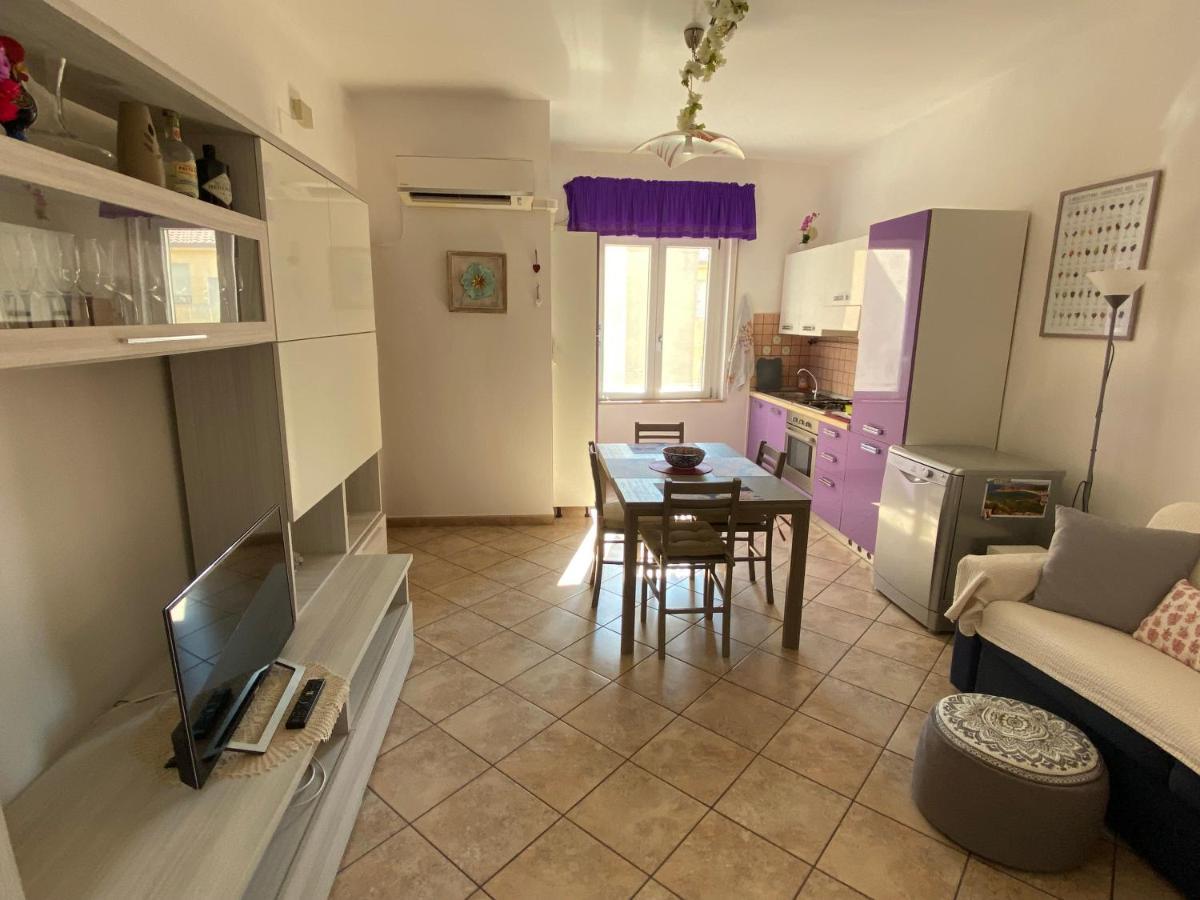Lovely Sardinia Apartment Porto Torres Exteriör bild