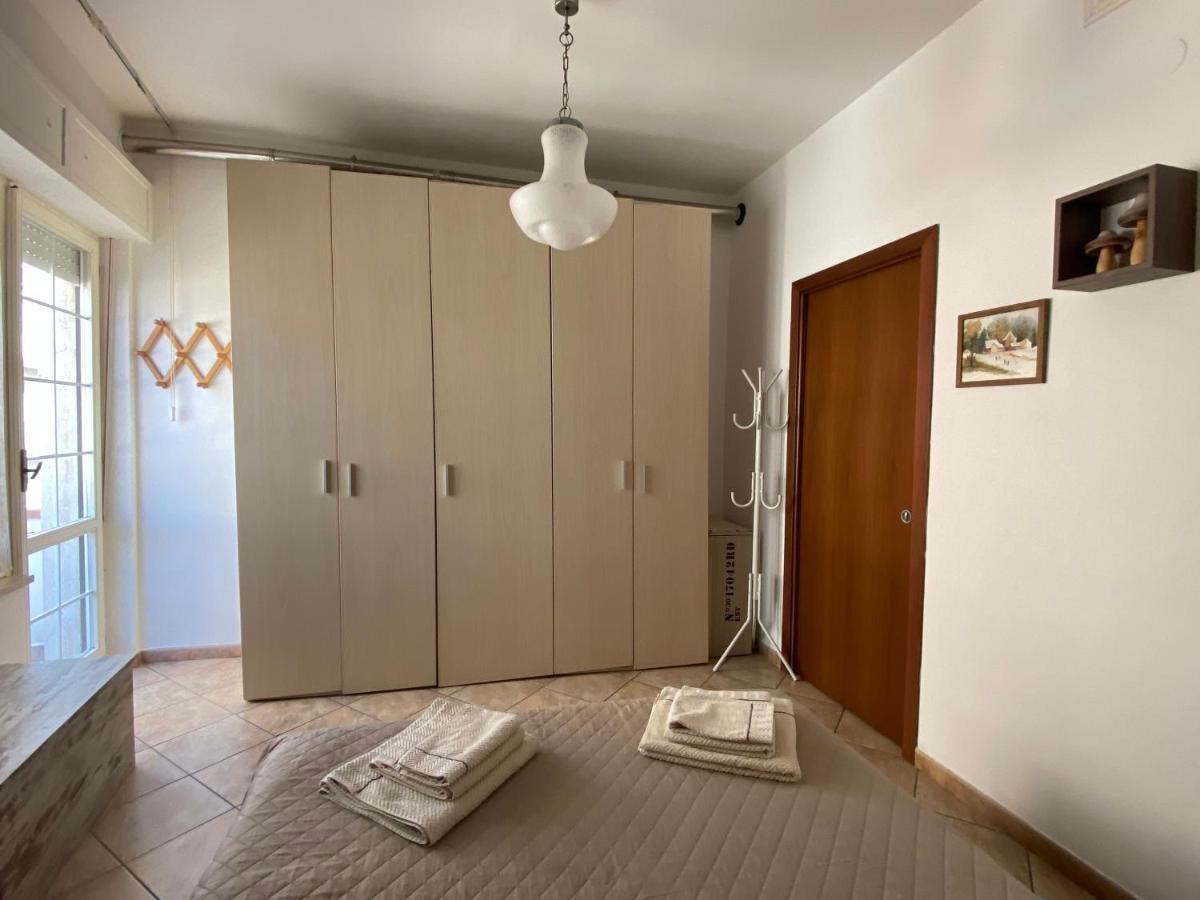 Lovely Sardinia Apartment Porto Torres Exteriör bild