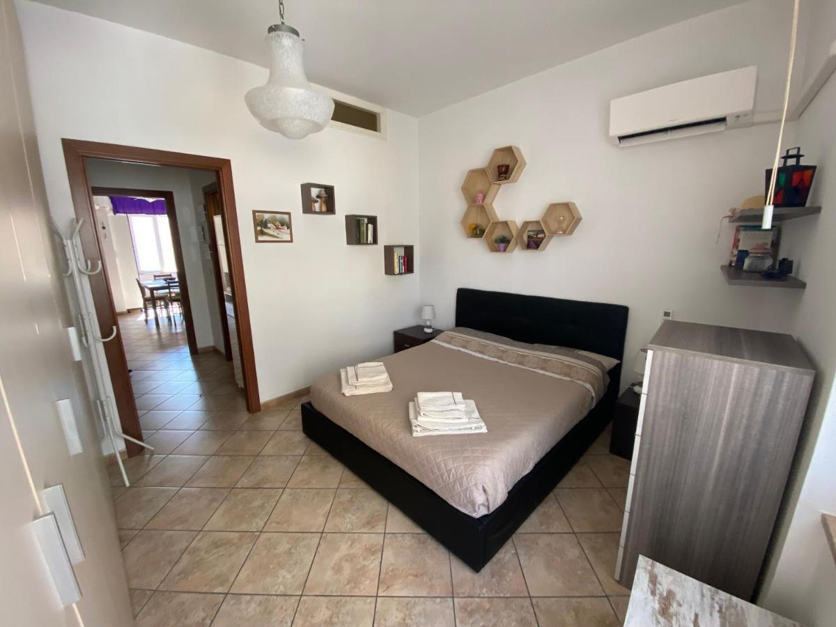 Lovely Sardinia Apartment Porto Torres Exteriör bild